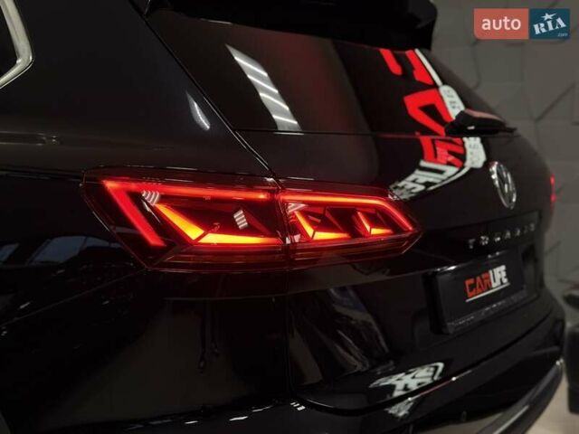 Черный Фольксваген Туарег, объемом двигателя 2.97 л и пробегом 123 тыс. км за 49900 $, фото 26 на Automoto.ua