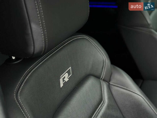 Черный Фольксваген Туарег, объемом двигателя 2.97 л и пробегом 129 тыс. км за 48500 $, фото 49 на Automoto.ua