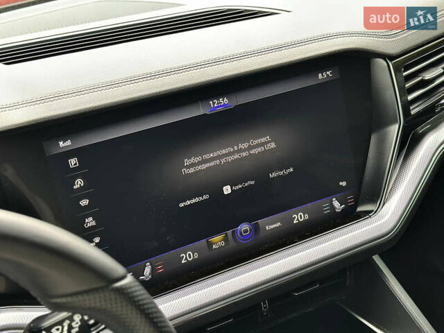 Черный Фольксваген Туарег, объемом двигателя 2.97 л и пробегом 129 тыс. км за 48500 $, фото 32 на Automoto.ua