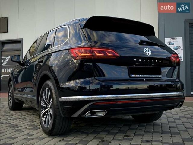 Черный Фольксваген Туарег, объемом двигателя 2.97 л и пробегом 130 тыс. км за 46500 $, фото 35 на Automoto.ua