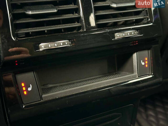 Черный Фольксваген Туарег, объемом двигателя 3 л и пробегом 141 тыс. км за 48500 $, фото 49 на Automoto.ua