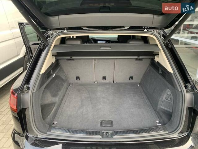 Черный Фольксваген Туарег, объемом двигателя 2.97 л и пробегом 77 тыс. км за 51000 $, фото 31 на Automoto.ua