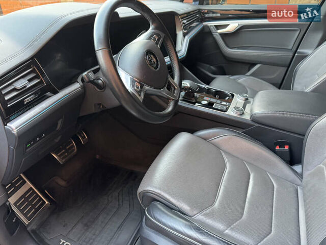 Чорний Фольксваген Туарег, об'ємом двигуна 2.97 л та пробігом 79 тис. км за 68000 $, фото 15 на Automoto.ua
