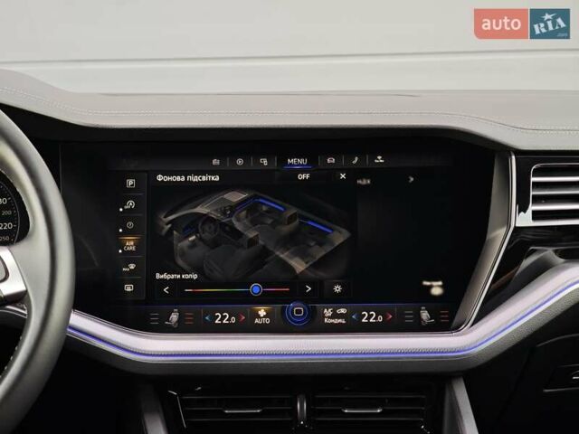 Черный Фольксваген Туарег, объемом двигателя 2.97 л и пробегом 98 тыс. км за 59980 $, фото 65 на Automoto.ua