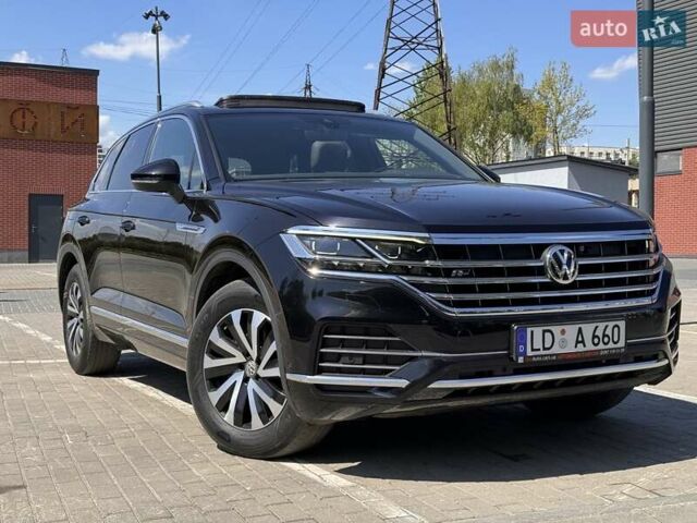 Черный Фольксваген Туарег, объемом двигателя 2.97 л и пробегом 194 тыс. км за 48200 $, фото 47 на Automoto.ua