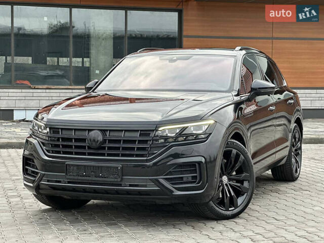 Черный Фольксваген Туарег, объемом двигателя 2.97 л и пробегом 129 тыс. км за 48500 $, фото 4 на Automoto.ua