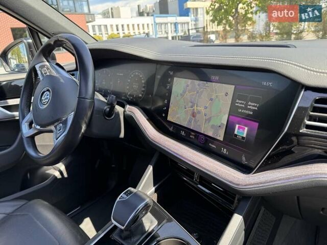 Черный Фольксваген Туарег, объемом двигателя 2.97 л и пробегом 194 тыс. км за 48200 $, фото 7 на Automoto.ua