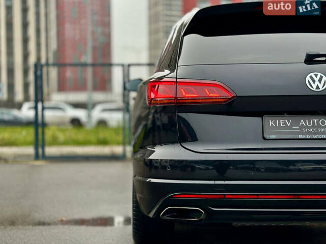 Черный Фольксваген Туарег, объемом двигателя 3 л и пробегом 141 тыс. км за 48500 $, фото 17 на Automoto.ua