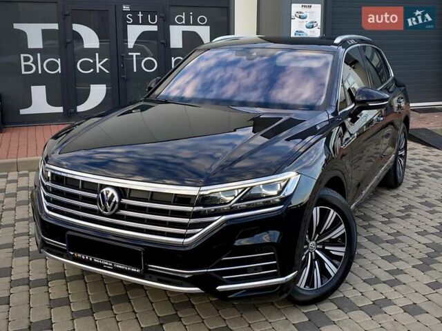 Черный Фольксваген Туарег, объемом двигателя 2.97 л и пробегом 130 тыс. км за 46500 $, фото 15 на Automoto.ua