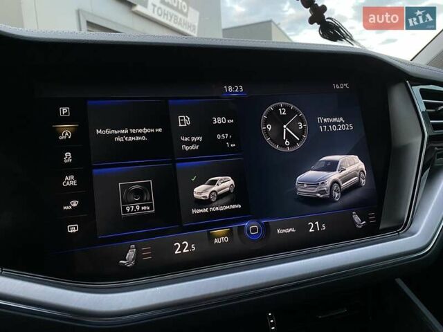 Черный Фольксваген Туарег, объемом двигателя 2.97 л и пробегом 130 тыс. км за 46500 $, фото 73 на Automoto.ua