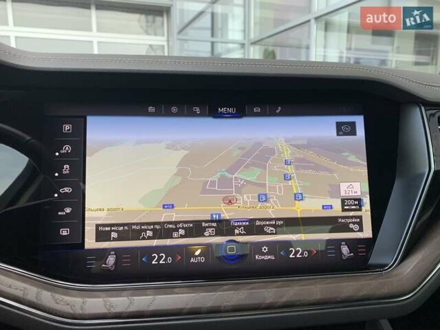 Черный Фольксваген Туарег, объемом двигателя 2.97 л и пробегом 77 тыс. км за 51000 $, фото 27 на Automoto.ua