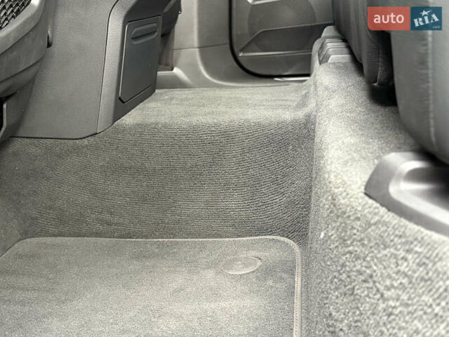 Черный Фольксваген Туарег, объемом двигателя 3 л и пробегом 188 тыс. км за 44555 $, фото 73 на Automoto.ua