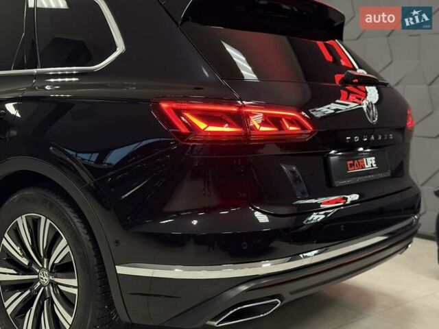 Черный Фольксваген Туарег, объемом двигателя 2.97 л и пробегом 123 тыс. км за 49900 $, фото 23 на Automoto.ua