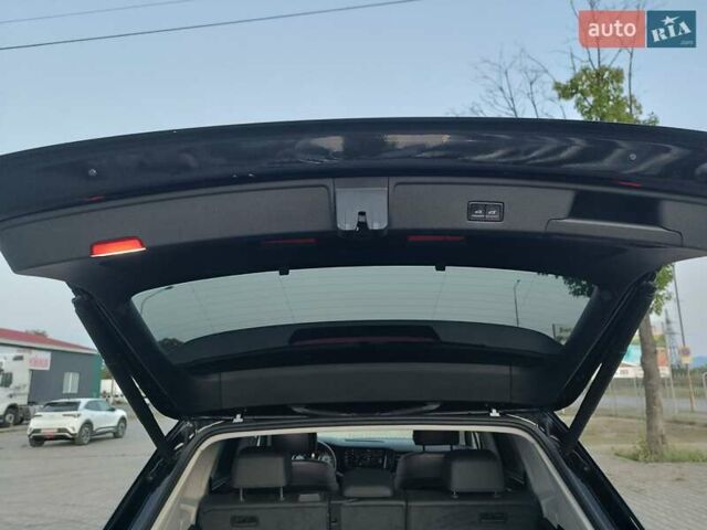 Черный Фольксваген Туарег, объемом двигателя 2.97 л и пробегом 255 тыс. км за 42000 $, фото 49 на Automoto.ua