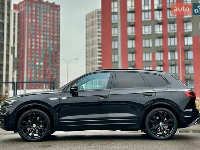 Черный Фольксваген Туарег, объемом двигателя 3 л и пробегом 141 тыс. км за 48500 $, фото 6 на Automoto.ua