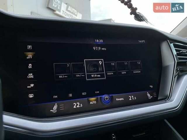 Черный Фольксваген Туарег, объемом двигателя 2.97 л и пробегом 130 тыс. км за 46999 $, фото 74 на Automoto.ua