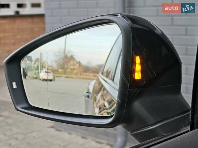 Черный Фольксваген Туарег, объемом двигателя 2.97 л и пробегом 98 тыс. км за 59980 $, фото 31 на Automoto.ua