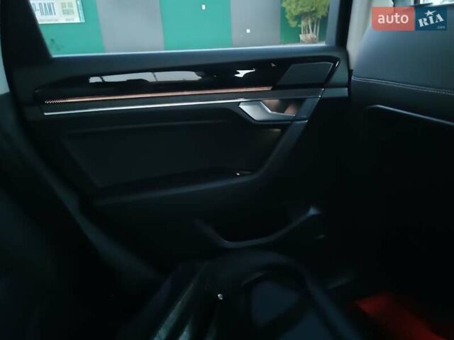 Черный Фольксваген Туарег, объемом двигателя 2.97 л и пробегом 255 тыс. км за 42000 $, фото 34 на Automoto.ua