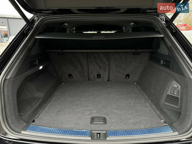 Черный Фольксваген Туарег, объемом двигателя 2.97 л и пробегом 129 тыс. км за 48500 $, фото 55 на Automoto.ua