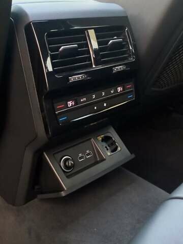 Черный Фольксваген Туарег, объемом двигателя 2.97 л и пробегом 163 тыс. км за 51500 $, фото 27 на Automoto.ua