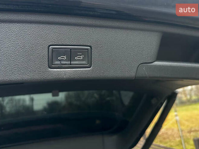 Черный Фольксваген Туарег, объемом двигателя 3 л и пробегом 115 тыс. км за 45500 $, фото 22 на Automoto.ua