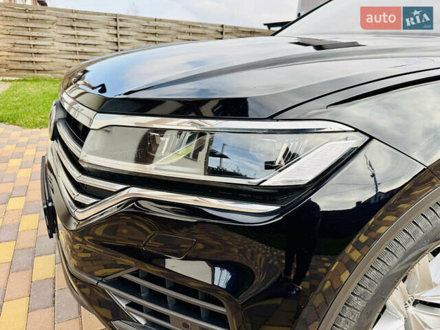 Черный Фольксваген Туарег, объемом двигателя 3 л и пробегом 195 тыс. км за 33700 $, фото 8 на Automoto.ua