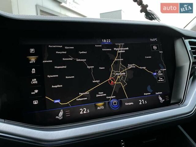 Черный Фольксваген Туарег, объемом двигателя 2.97 л и пробегом 130 тыс. км за 46999 $, фото 71 на Automoto.ua