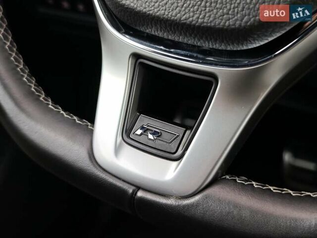 Черный Фольксваген Туарег, объемом двигателя 2.97 л и пробегом 98 тыс. км за 59980 $, фото 37 на Automoto.ua