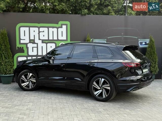 Черный Фольксваген Туарег, объемом двигателя 2.97 л и пробегом 138 тыс. км за 56800 $, фото 22 на Automoto.ua