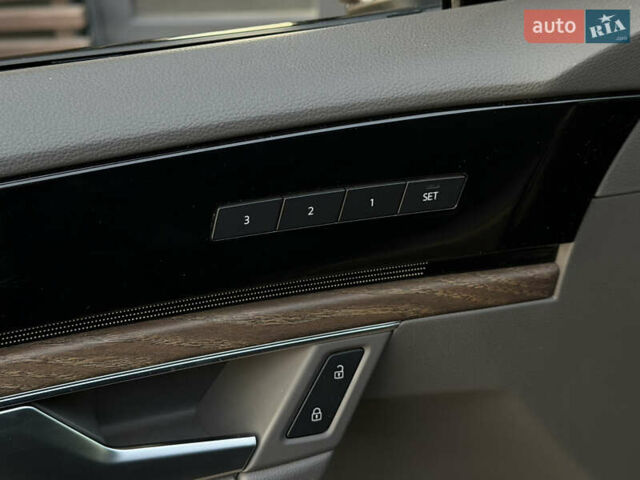 Чорний Фольксваген Туарег, об'ємом двигуна 3.96 л та пробігом 115 тис. км за 57900 $, фото 22 на Automoto.ua