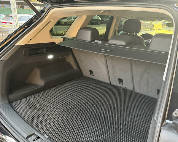 Черный Фольксваген Туарег, объемом двигателя 2.97 л и пробегом 49 тыс. км за 49800 $, фото 14 на Automoto.ua