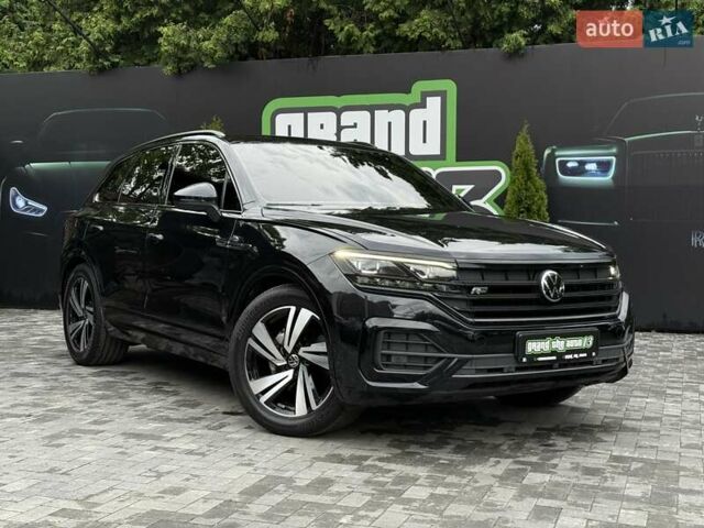 Черный Фольксваген Туарег, объемом двигателя 2.97 л и пробегом 138 тыс. км за 56800 $, фото 1 на Automoto.ua