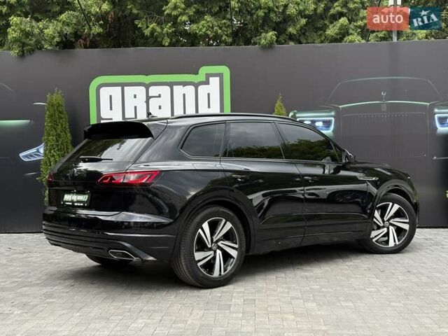 Черный Фольксваген Туарег, объемом двигателя 2.97 л и пробегом 138 тыс. км за 56800 $, фото 33 на Automoto.ua