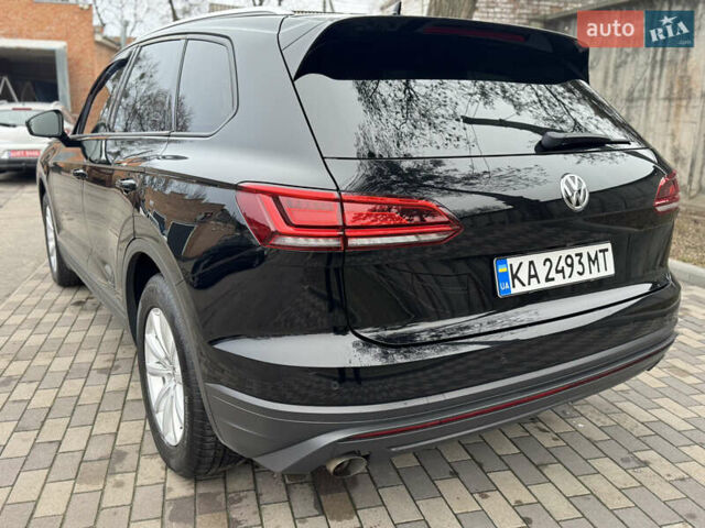 Чорний Фольксваген Туарег, об'ємом двигуна 2.97 л та пробігом 155 тис. км за 42900 $, фото 17 на Automoto.ua