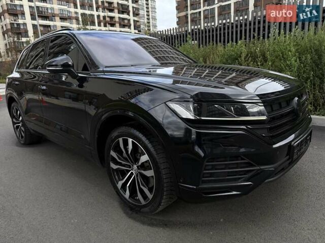 Черный Фольксваген Туарег, объемом двигателя 3 л и пробегом 101 тыс. км за 49200 $, фото 29 на Automoto.ua