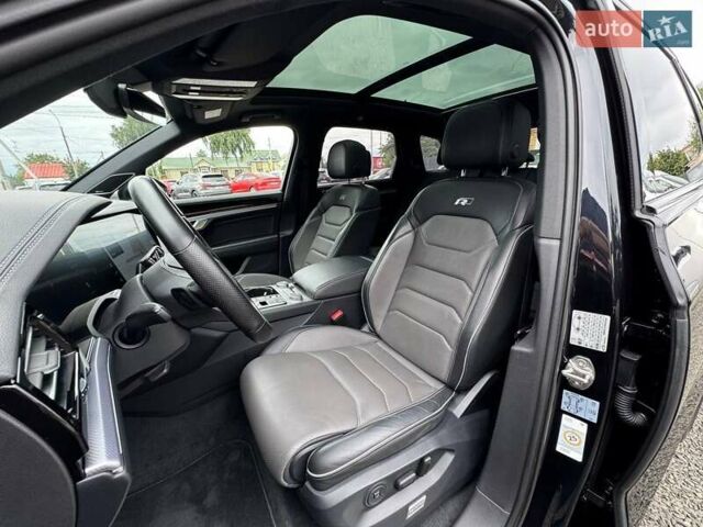 Черный Фольксваген Туарег, объемом двигателя 3 л и пробегом 116 тыс. км за 60900 $, фото 13 на Automoto.ua