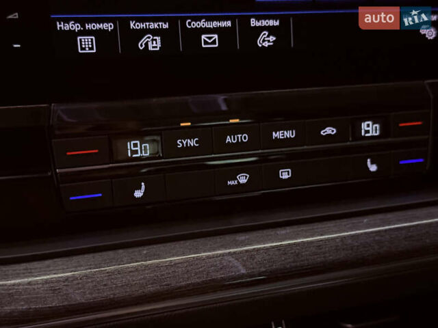 Черный Фольксваген Туарег, объемом двигателя 2.97 л и пробегом 100 тыс. км за 51999 $, фото 30 на Automoto.ua