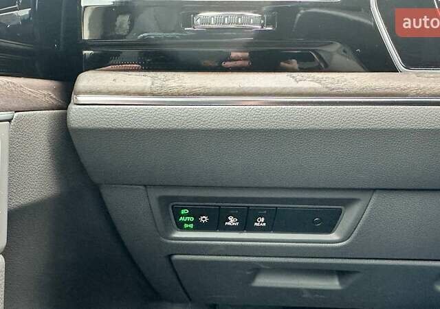 Чорний Фольксваген Туарег, об'ємом двигуна 3 л та пробігом 145 тис. км за 49990 $, фото 15 на Automoto.ua