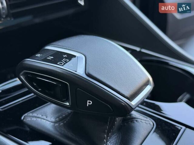 Черный Фольксваген Туарег, объемом двигателя 2.97 л и пробегом 79 тыс. км за 59400 $, фото 16 на Automoto.ua