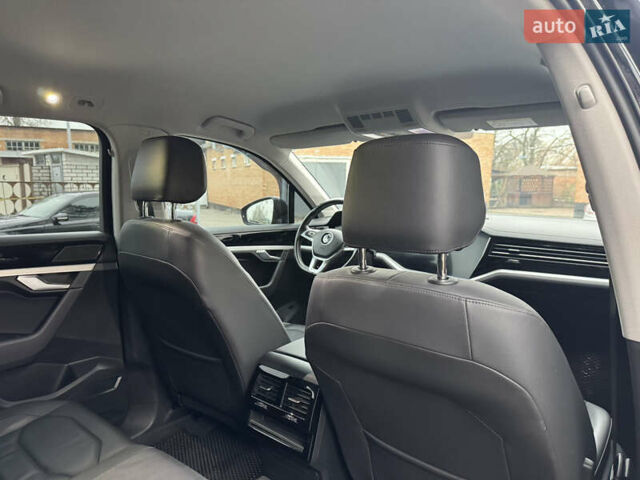 Чорний Фольксваген Туарег, об'ємом двигуна 2.97 л та пробігом 155 тис. км за 42900 $, фото 41 на Automoto.ua