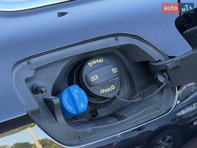 Черный Фольксваген Туарег, объемом двигателя 2.97 л и пробегом 79 тыс. км за 59400 $, фото 64 на Automoto.ua