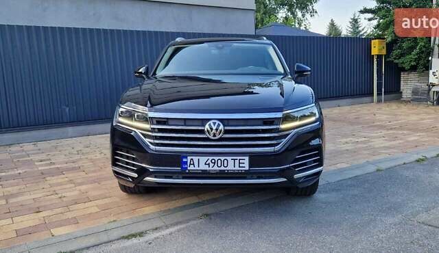 Черный Фольксваген Туарег, объемом двигателя 2.97 л и пробегом 66 тыс. км за 58800 $, фото 3 на Automoto.ua