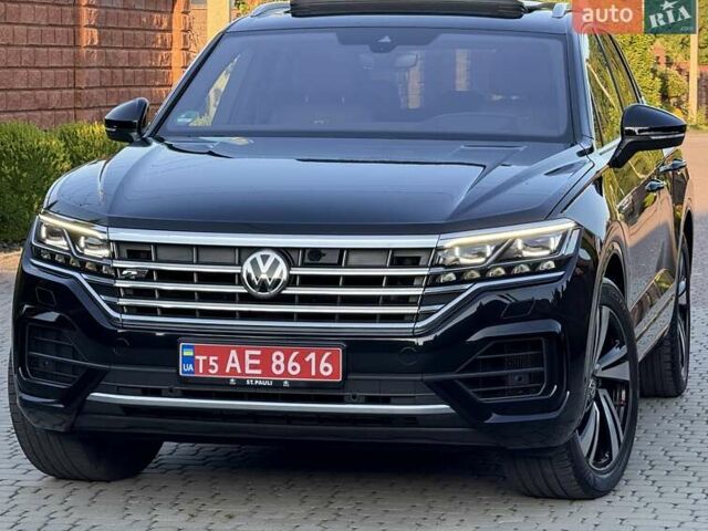 Черный Фольксваген Туарег, объемом двигателя 2.97 л и пробегом 79 тыс. км за 59400 $, фото 112 на Automoto.ua