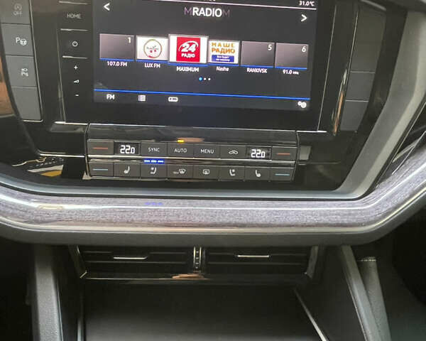 Черный Фольксваген Туарег, объемом двигателя 3 л и пробегом 80 тыс. км за 50000 $, фото 28 на Automoto.ua