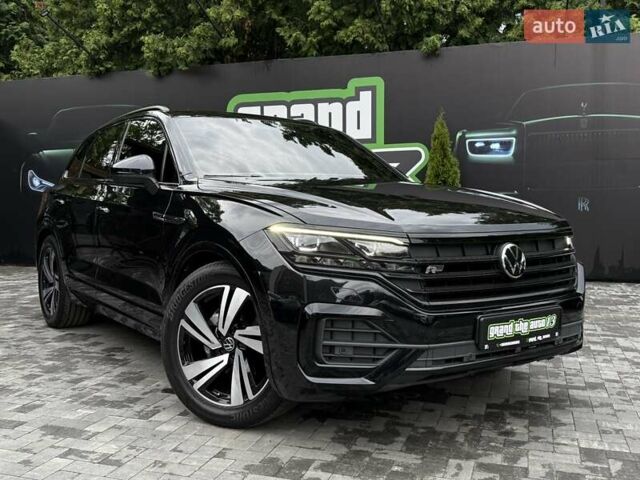 Черный Фольксваген Туарег, объемом двигателя 2.97 л и пробегом 138 тыс. км за 56800 $, фото 3 на Automoto.ua