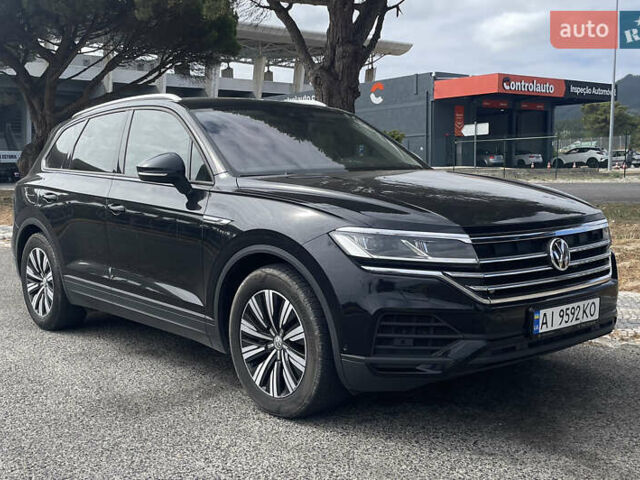 Черный Фольксваген Туарег, объемом двигателя 2.99 л и пробегом 100 тыс. км за 48000 $, фото 1 на Automoto.ua