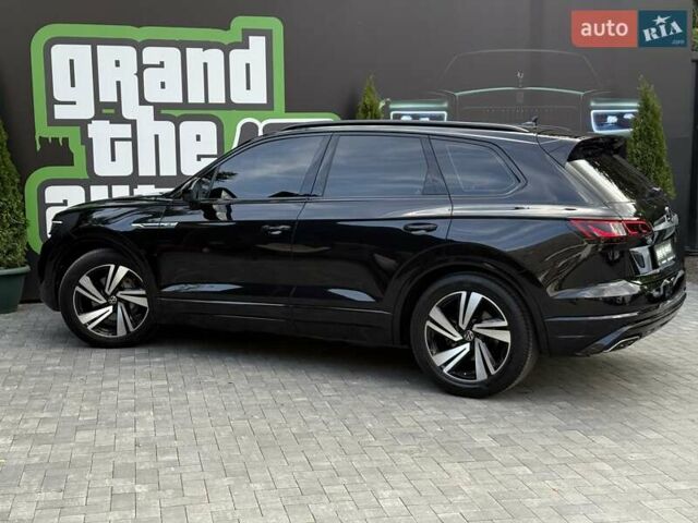 Черный Фольксваген Туарег, объемом двигателя 2.97 л и пробегом 138 тыс. км за 56800 $, фото 23 на Automoto.ua