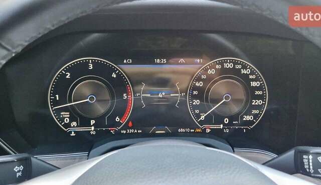 Черный Фольксваген Туарег, объемом двигателя 2.97 л и пробегом 66 тыс. км за 58800 $, фото 19 на Automoto.ua