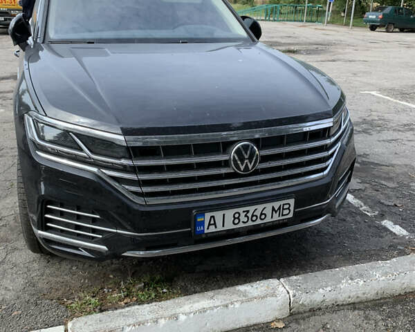Черный Фольксваген Туарег, объемом двигателя 2.97 л и пробегом 95 тыс. км за 60000 $, фото 21 на Automoto.ua