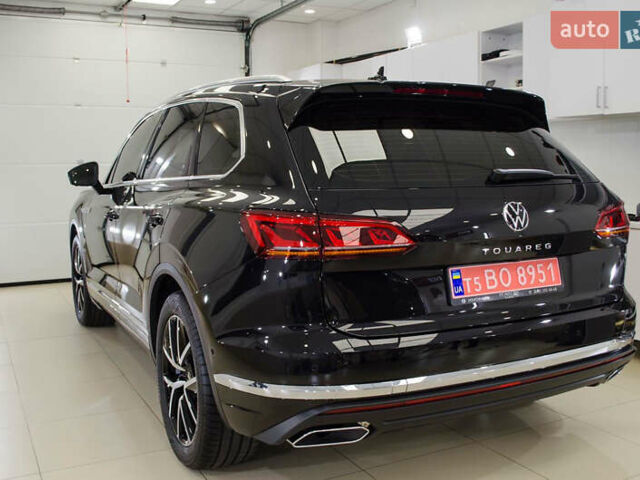 Черный Фольксваген Туарег, объемом двигателя 2.97 л и пробегом 95 тыс. км за 60000 $, фото 16 на Automoto.ua